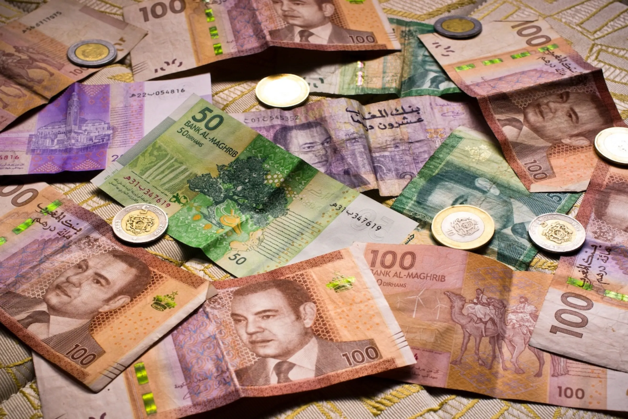 Moroccan Dirham banknotes and coins